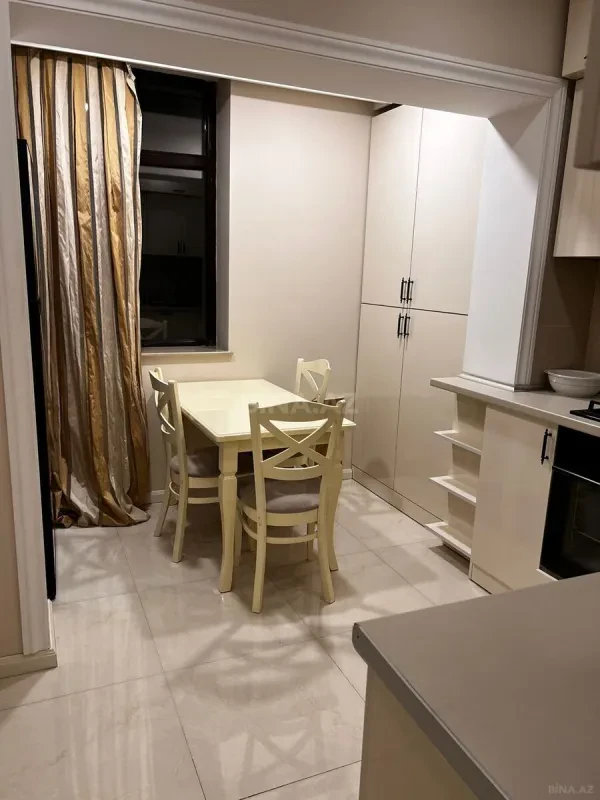 Kirayə verilir 3 otaqlı mənzil 90 m²