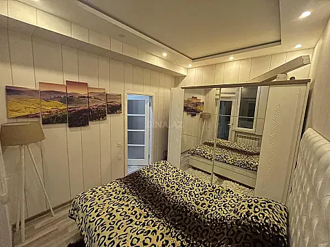 Satılır 3 otaqlı mənzil 60 m²