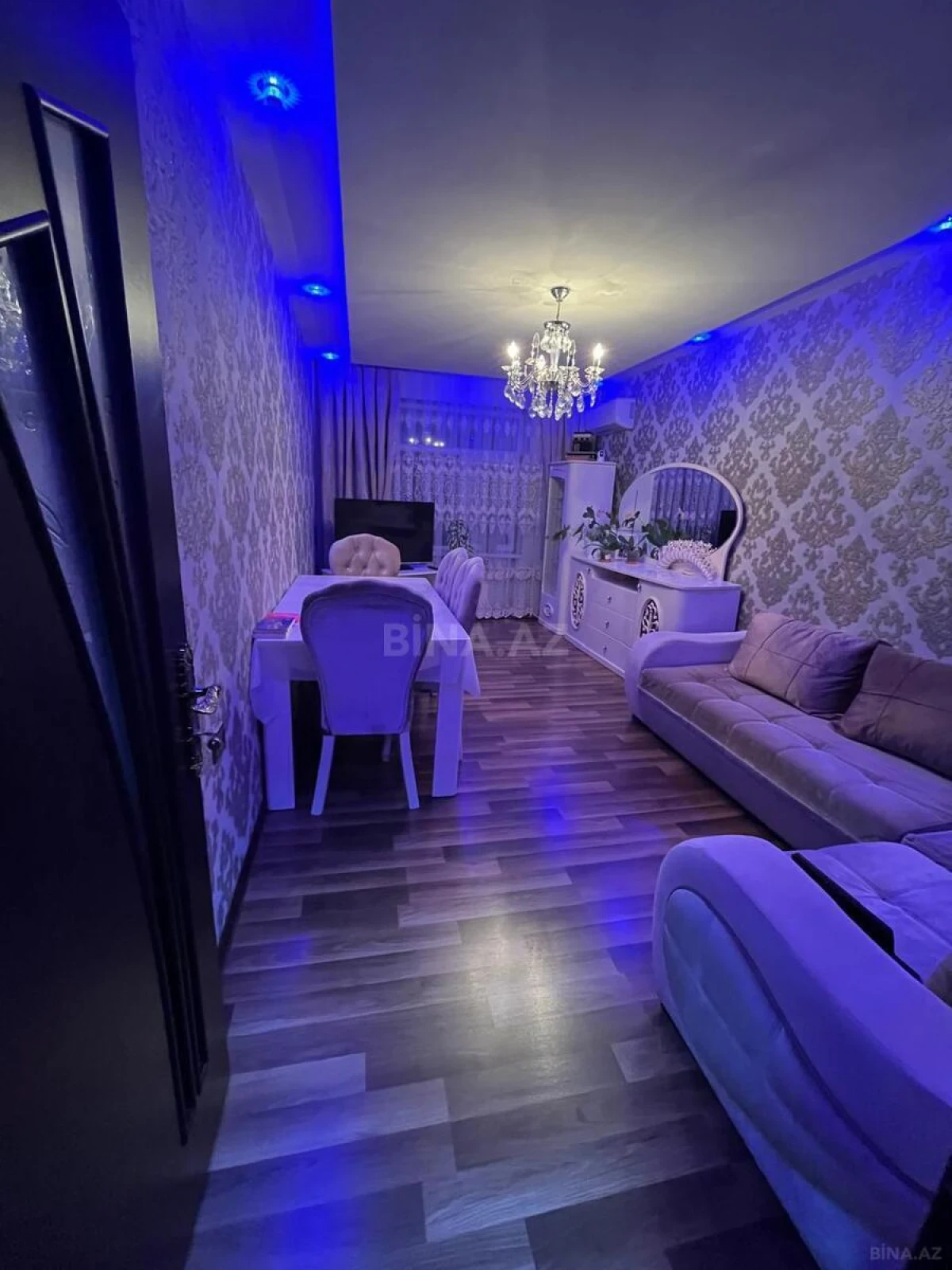 Satılır 2 otaqlı mənzil 60 m²