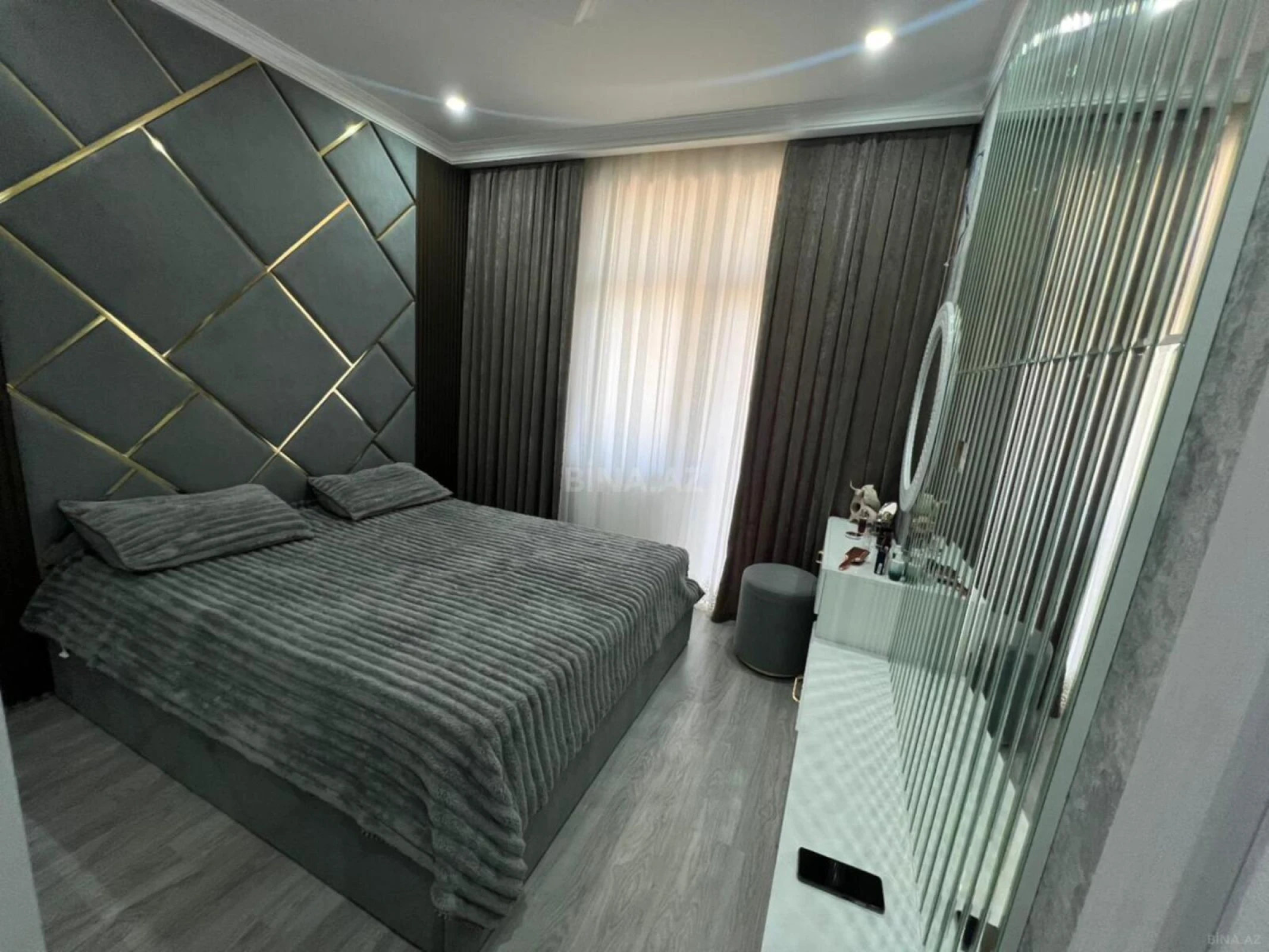 Satılır 3 otaqlı mənzil 90 m²