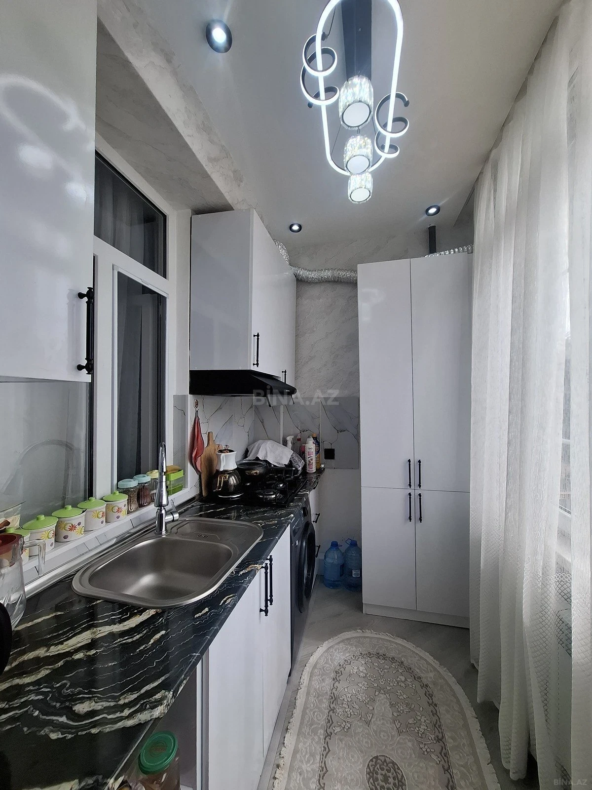 Satılır 1 otaqlı mənzil 68 m²