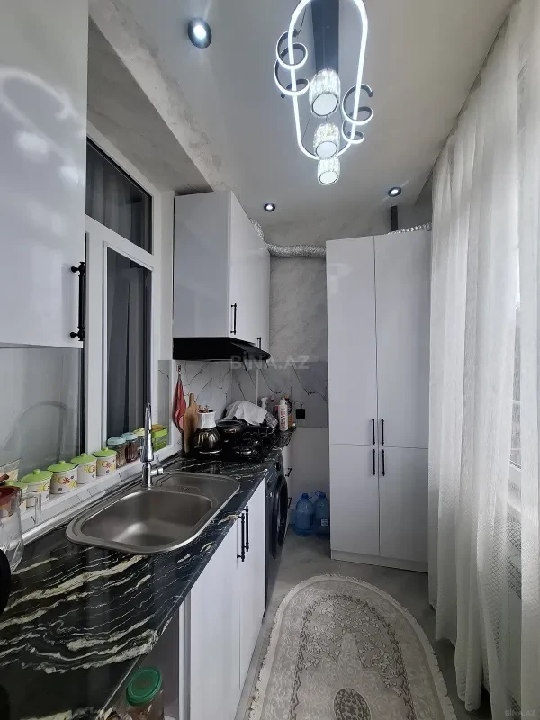 Satılır 1 otaqlı mənzil 68 m²