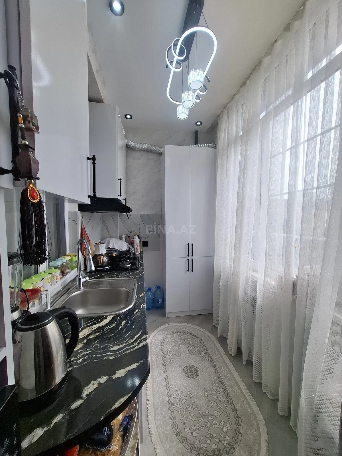 Satılır 1 otaqlı mənzil 68 m²