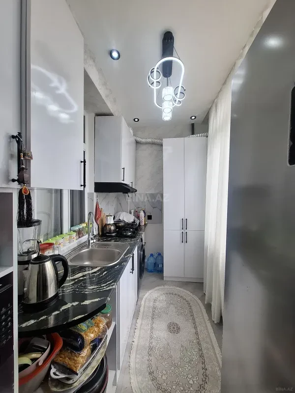 Satılır 1 otaqlı mənzil 68 m²