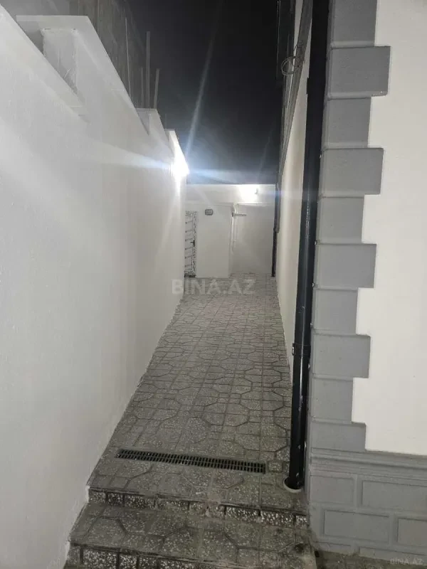Satılır 4 otaqlı həyət evi 220 m²