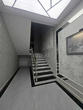 Satılır 4 otaqlı həyət evi 220 m²