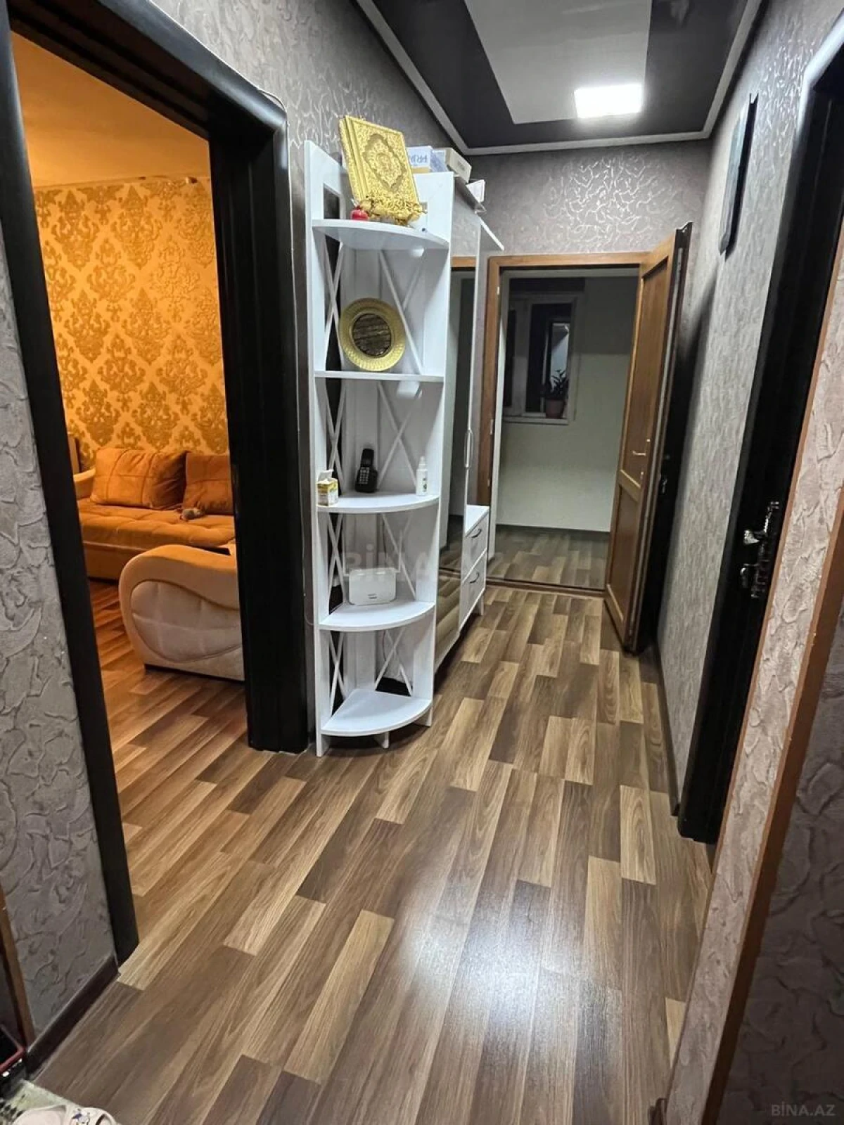 Satılır 2 otaqlı mənzil 60 m²