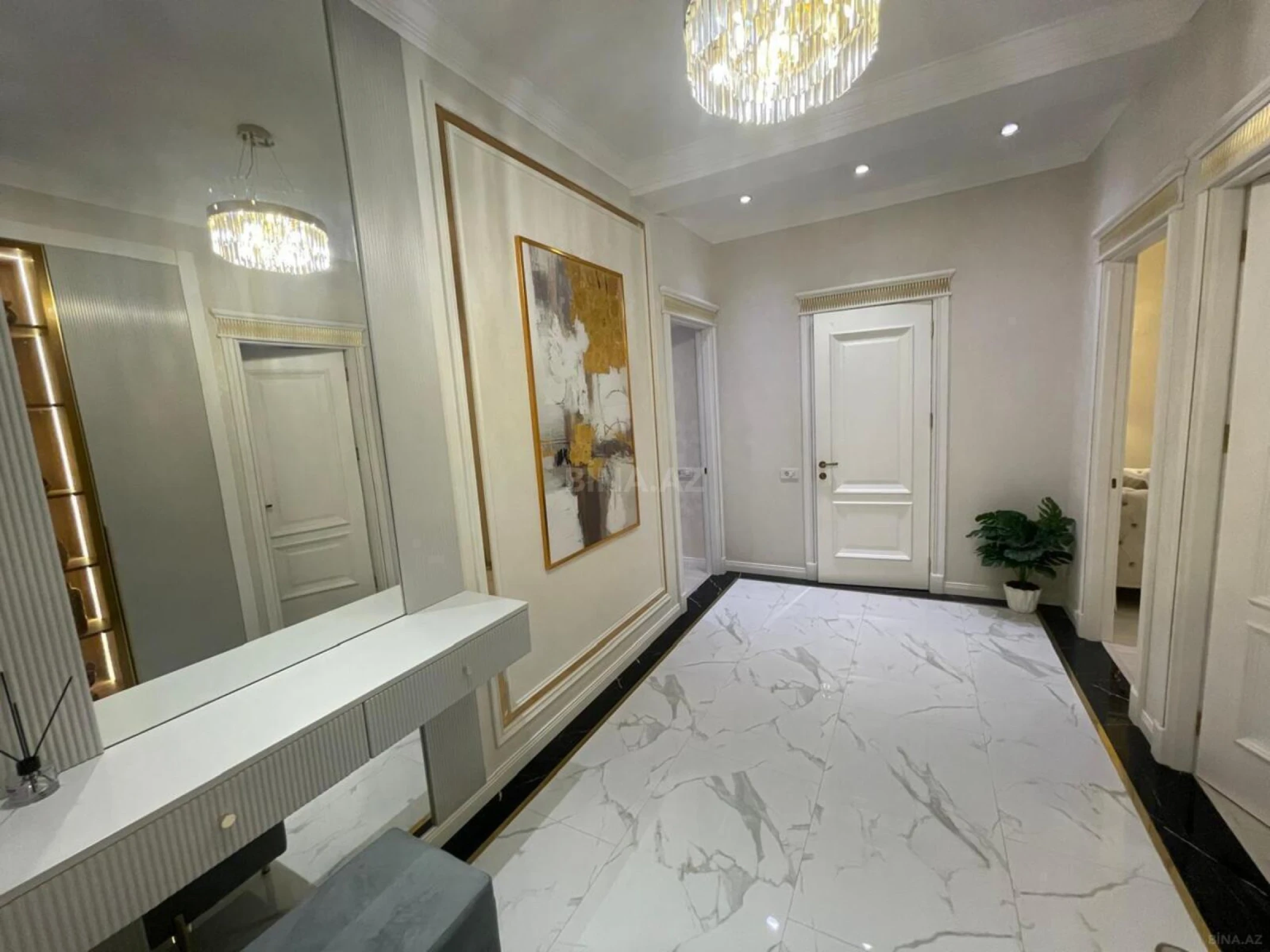 Kirayə verilir 3 otaqlı mənzil 100 m²
