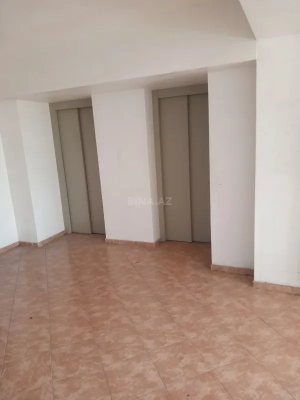 Satılır 1 otaqlı mənzil 38 m²