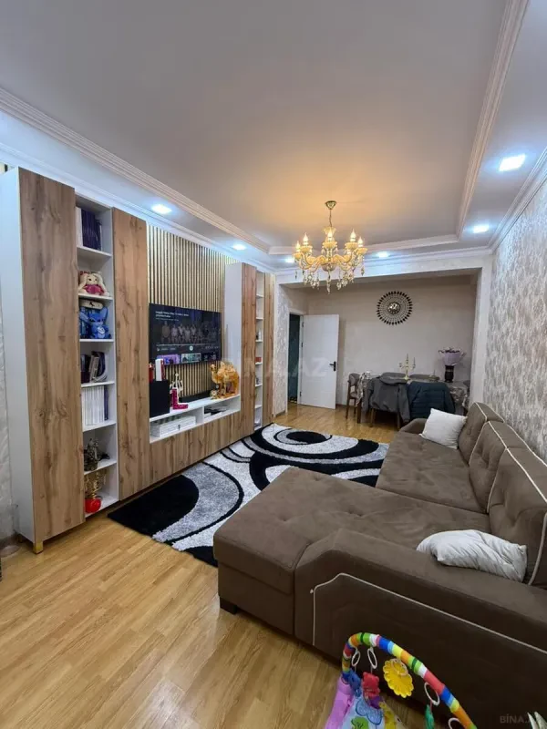 Satılır 3 otaqlı mənzil 108 m²