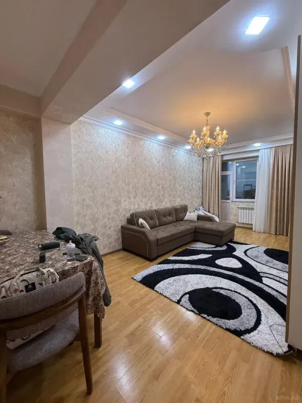 Satılır 3 otaqlı mənzil 108 m²