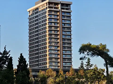 Satılır 3 otaqlı mənzil 162 m² — Bakı 3 otaq 162.00 m²