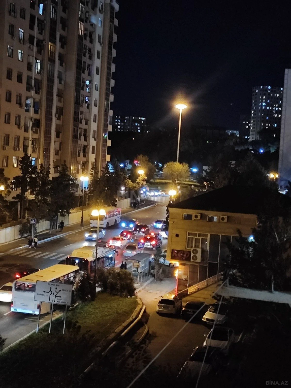 Kirayə verilir 2 otaqlı mənzil 60 m²