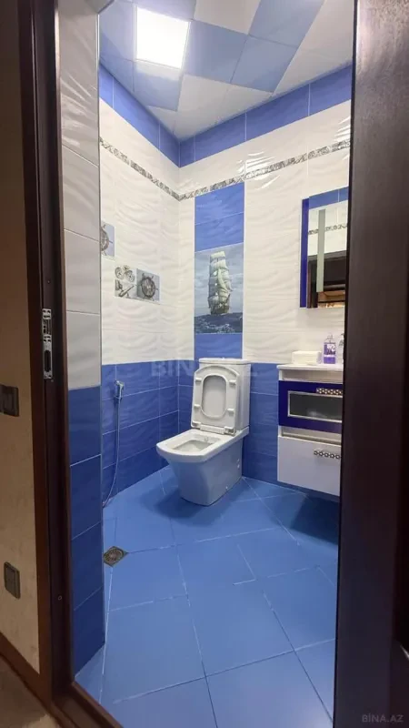 Satılır 3 otaqlı mənzil 135 m²