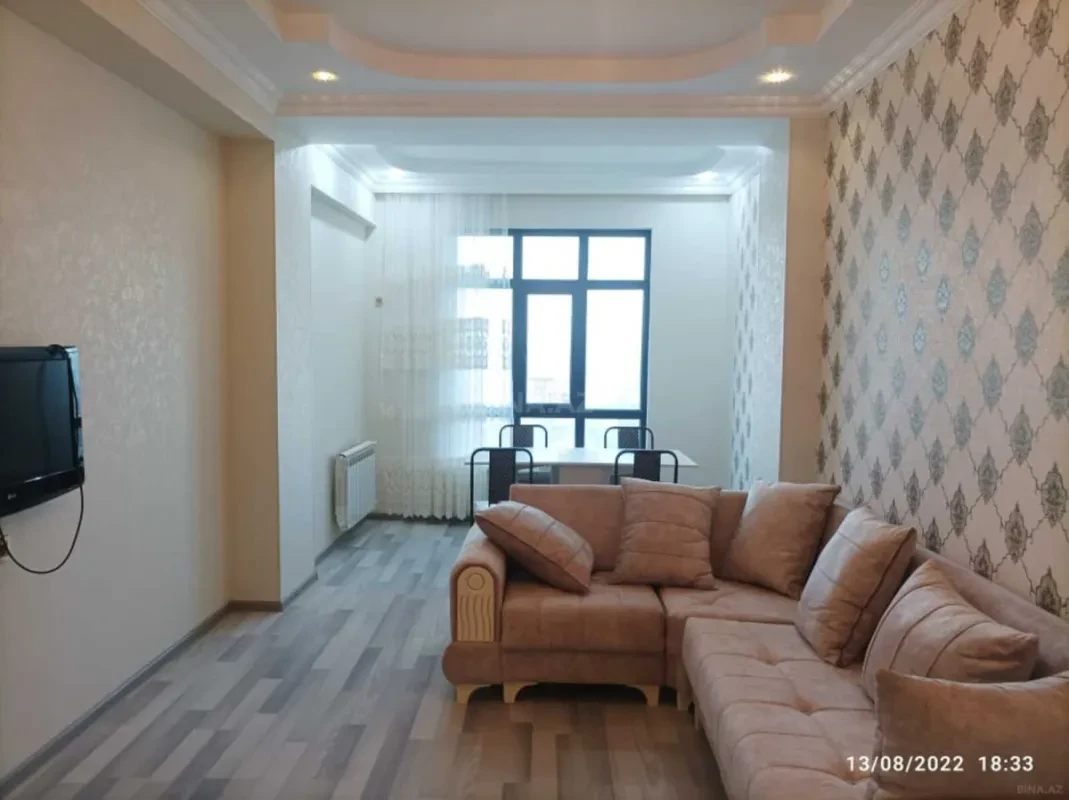 Kirayə verilir 2 otaqlı mənzil 60 m²