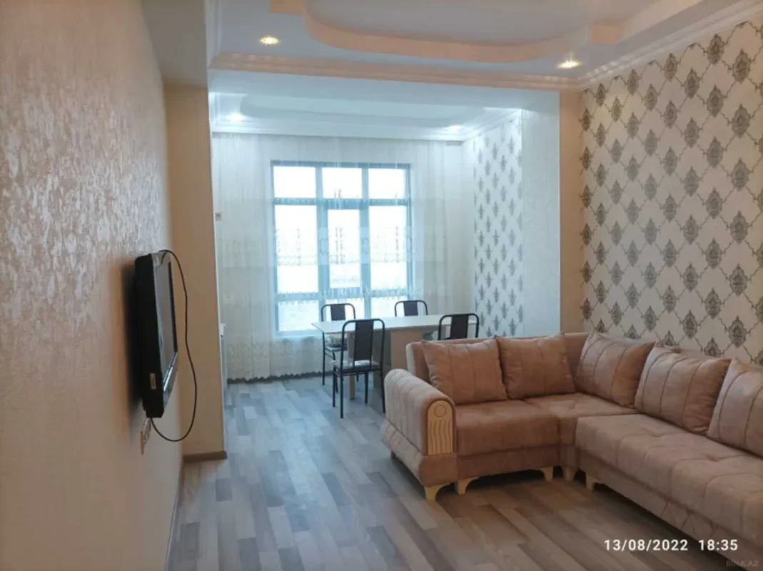 Kirayə verilir 2 otaqlı mənzil 60 m²