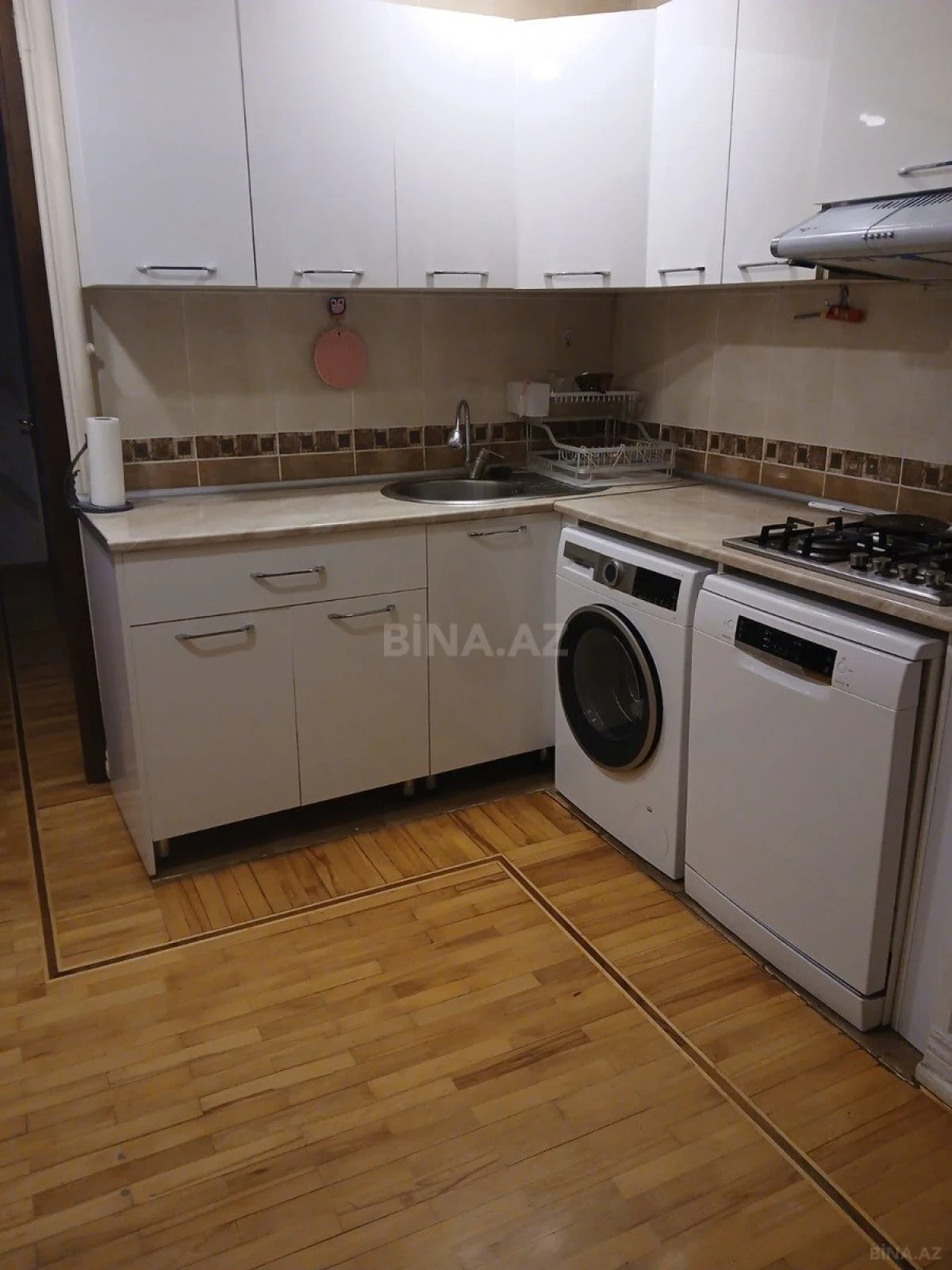 Satılır 4 otaqlı mənzil 112 m²