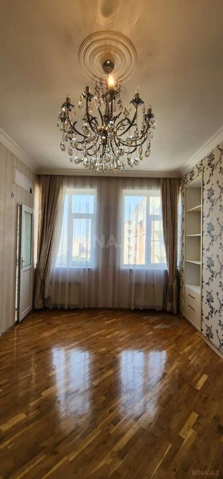 Satılır 3 otaqlı mənzil 76 m²