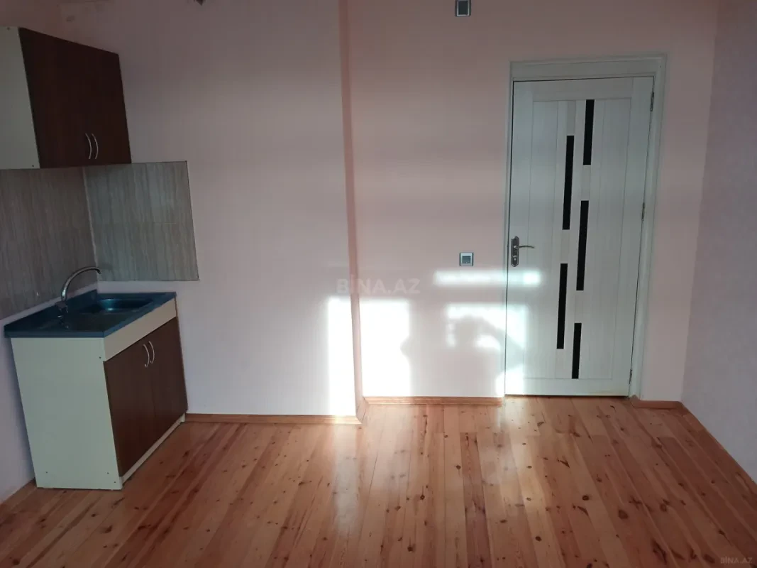 Satılır 4 otaqlı mənzil 100.2 m²