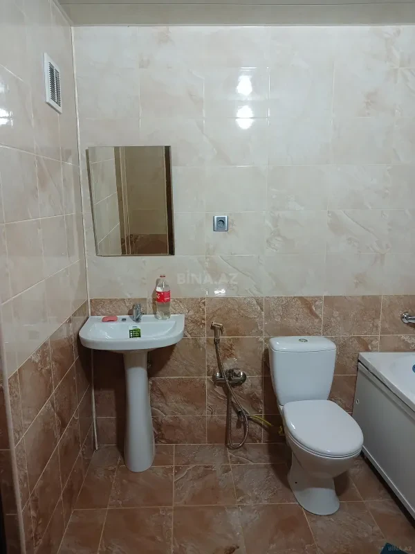 Satılır 4 otaqlı mənzil 100.2 m²