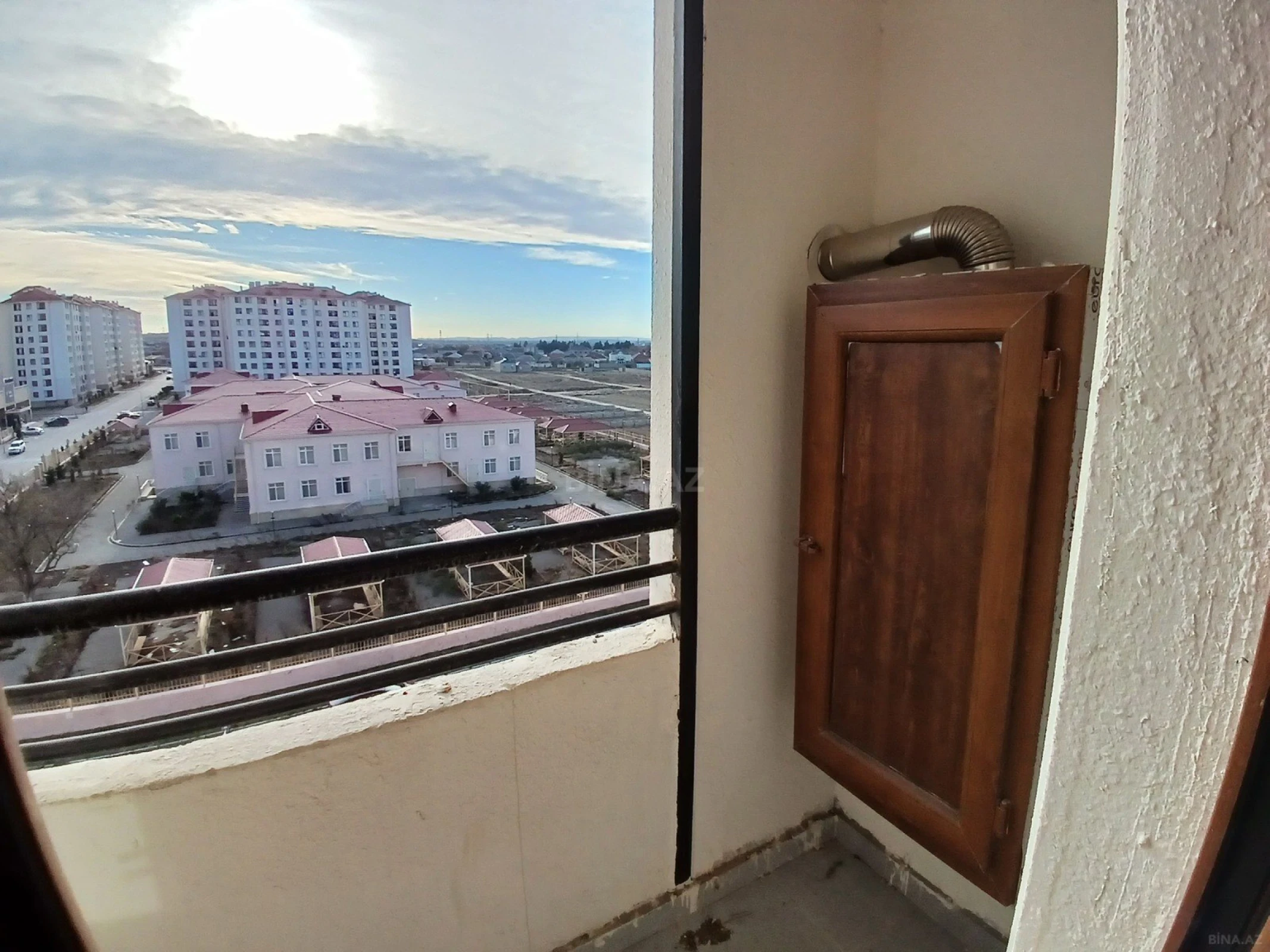 Satılır 4 otaqlı mənzil 100.2 m²