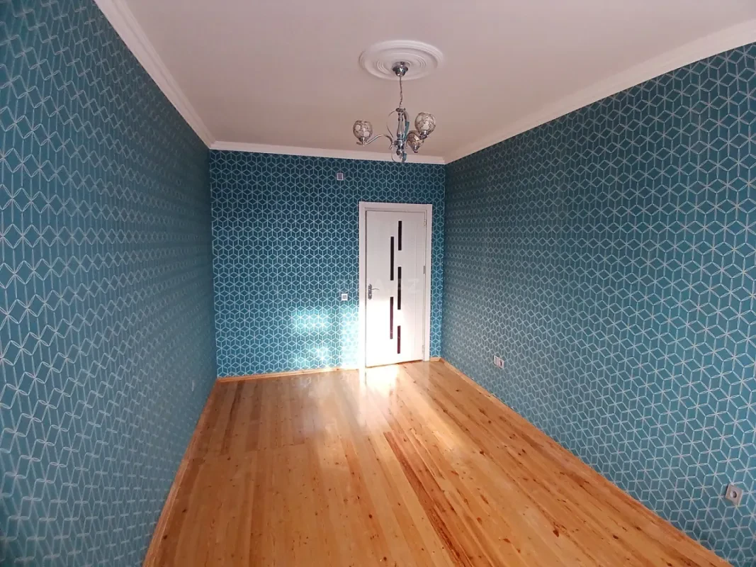 Satılır 4 otaqlı mənzil 100.2 m²