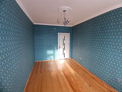 Satılır 4 otaqlı mənzil 100.2 m²