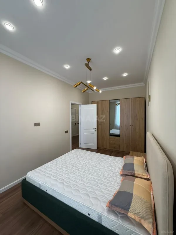 Satılır 2 otaqlı mənzil 63 m²