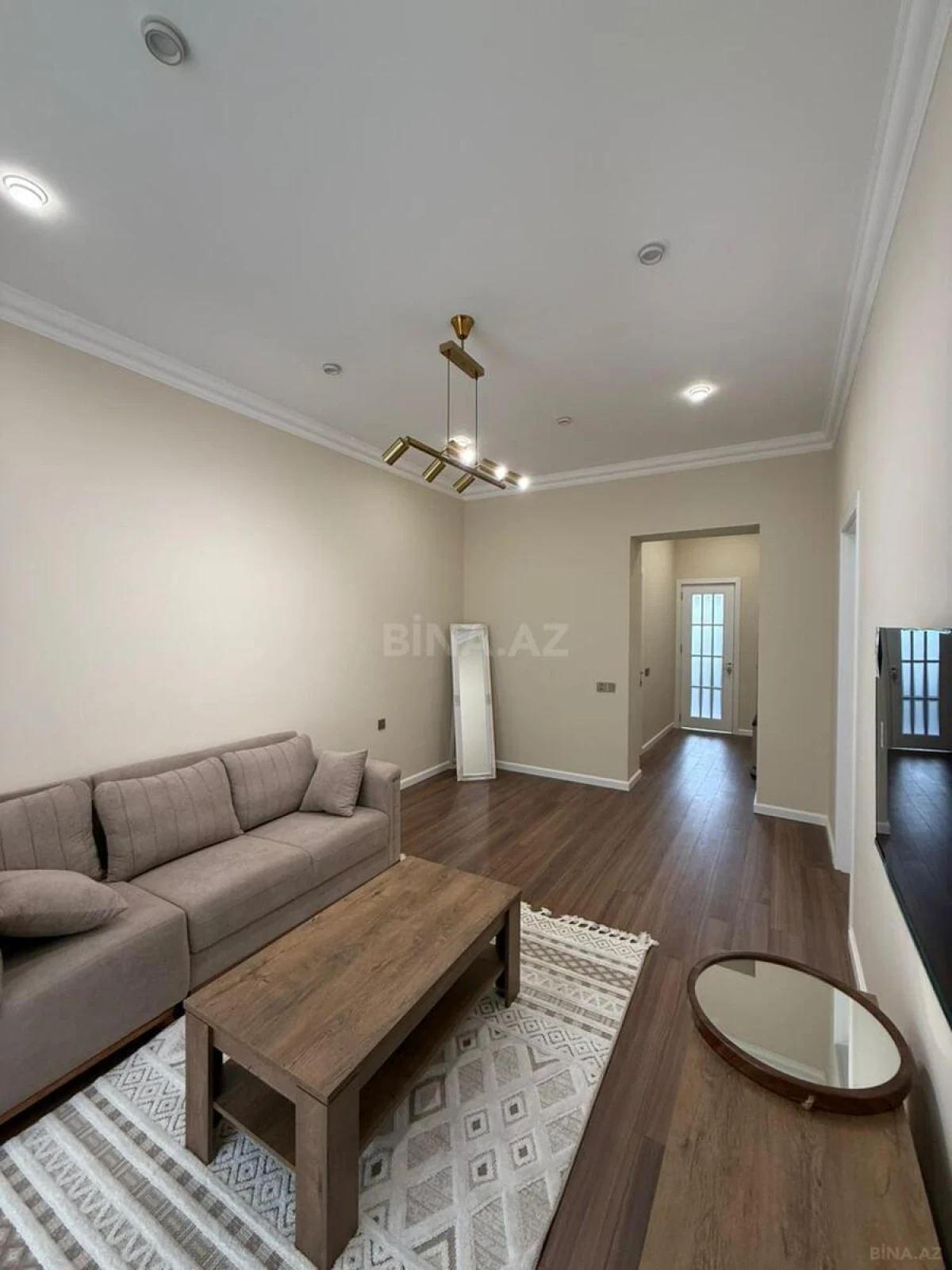 Satılır 2 otaqlı mənzil 63 m²