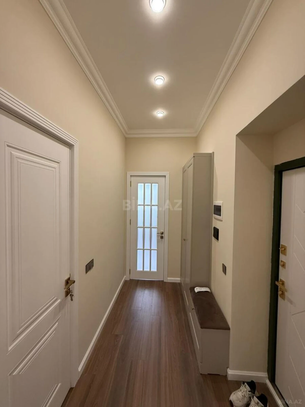 Satılır 2 otaqlı mənzil 63 m²