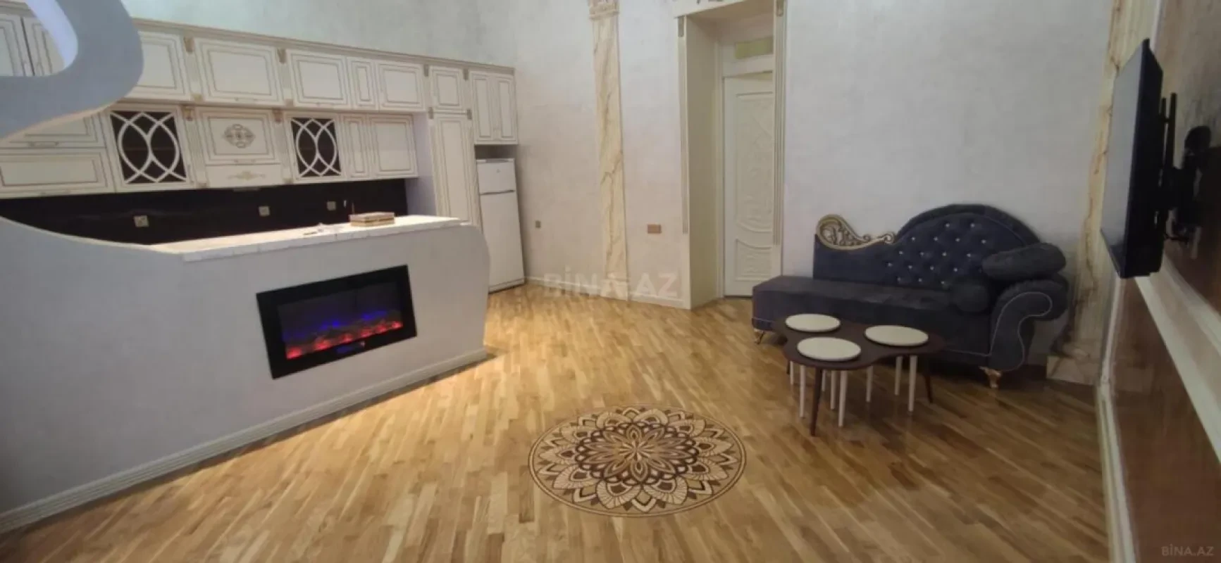 Kirayə verilir 2 otaqlı mənzil 70 m²