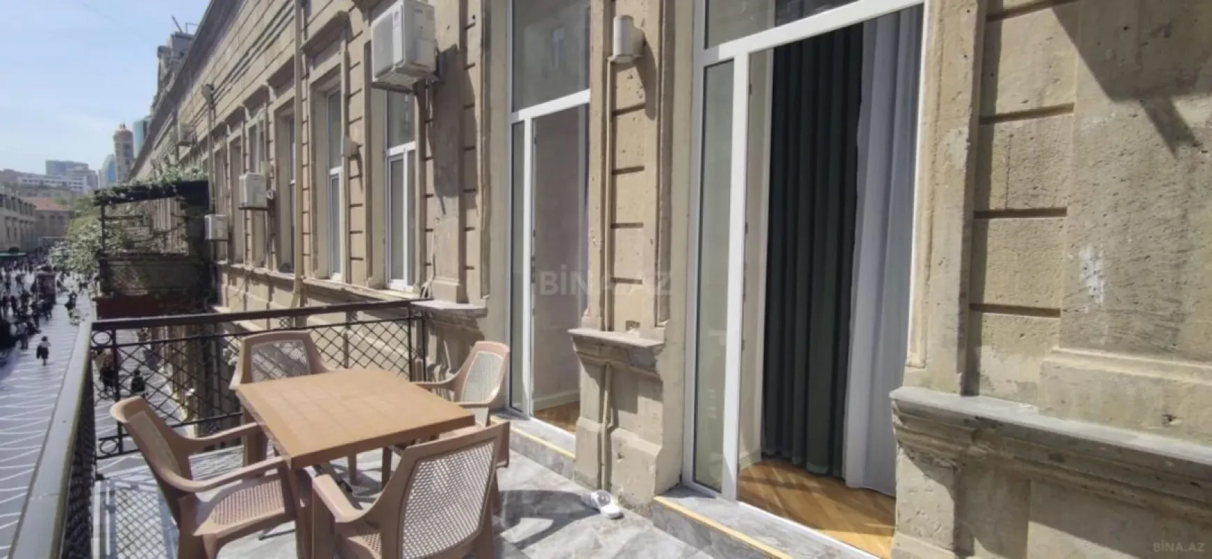 Kirayə verilir 2 otaqlı mənzil 70 m²