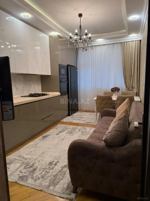 Satılır 2 otaqlı mənzil 95 m²