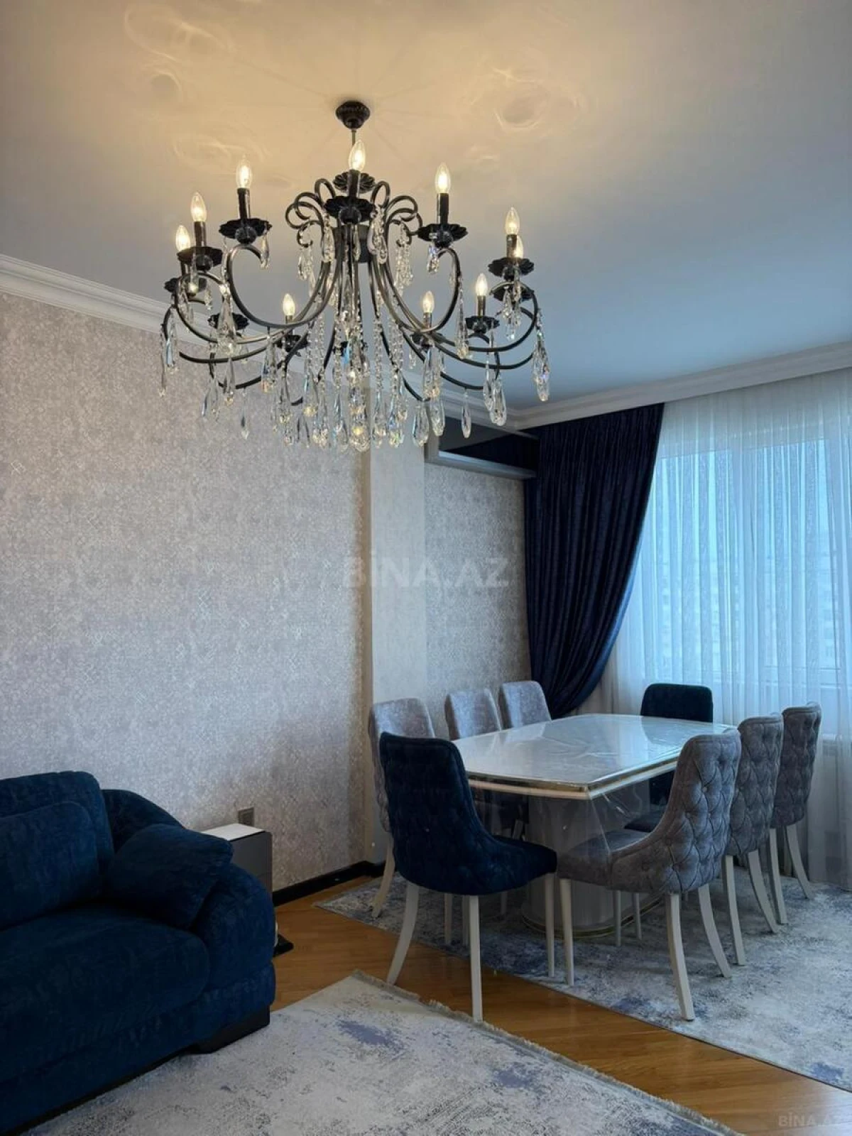Satılır 2 otaqlı mənzil 95 m²