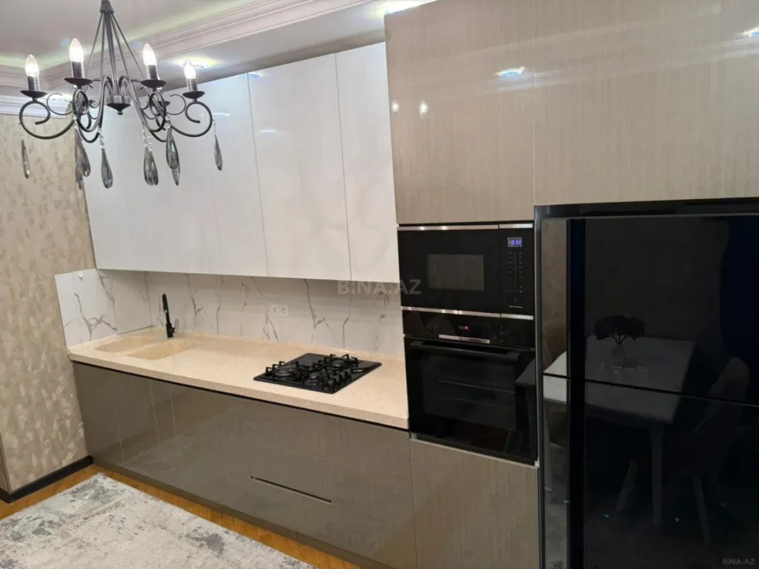 Satılır 2 otaqlı mənzil 95 m²