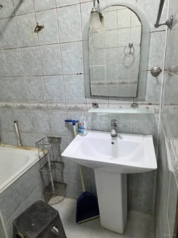 Kirayə verilir 2 otaqlı mənzil 55 m²