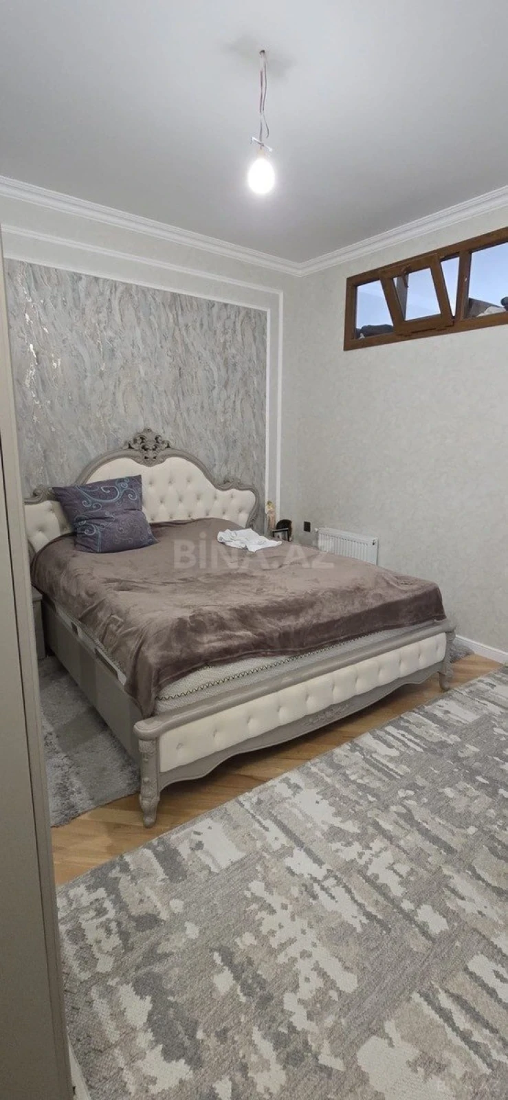Satılır 4 otaqlı mənzil 125 m²