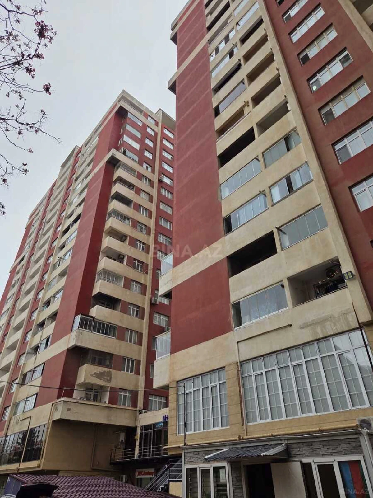 Kirayə verilir 2 otaqlı mənzil 100 m²