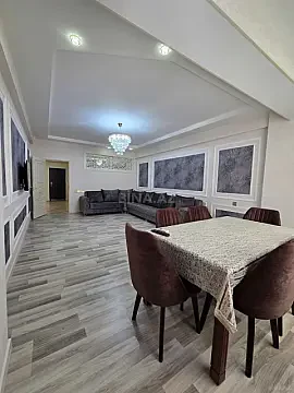 Kirayə verilir 2 otaqlı mənzil 100 m²