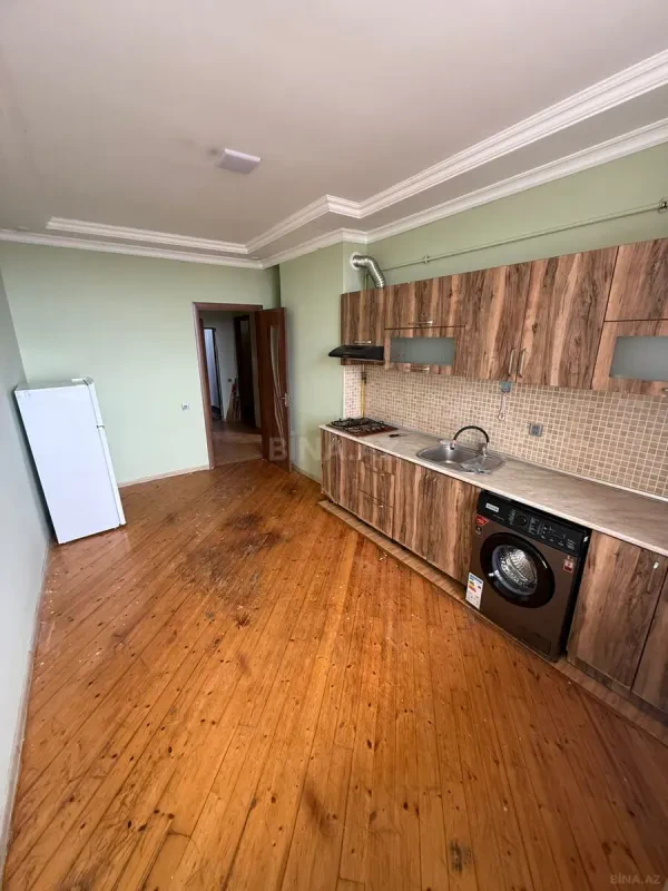 Kirayə verilir 2 otaqlı mənzil 70 m²