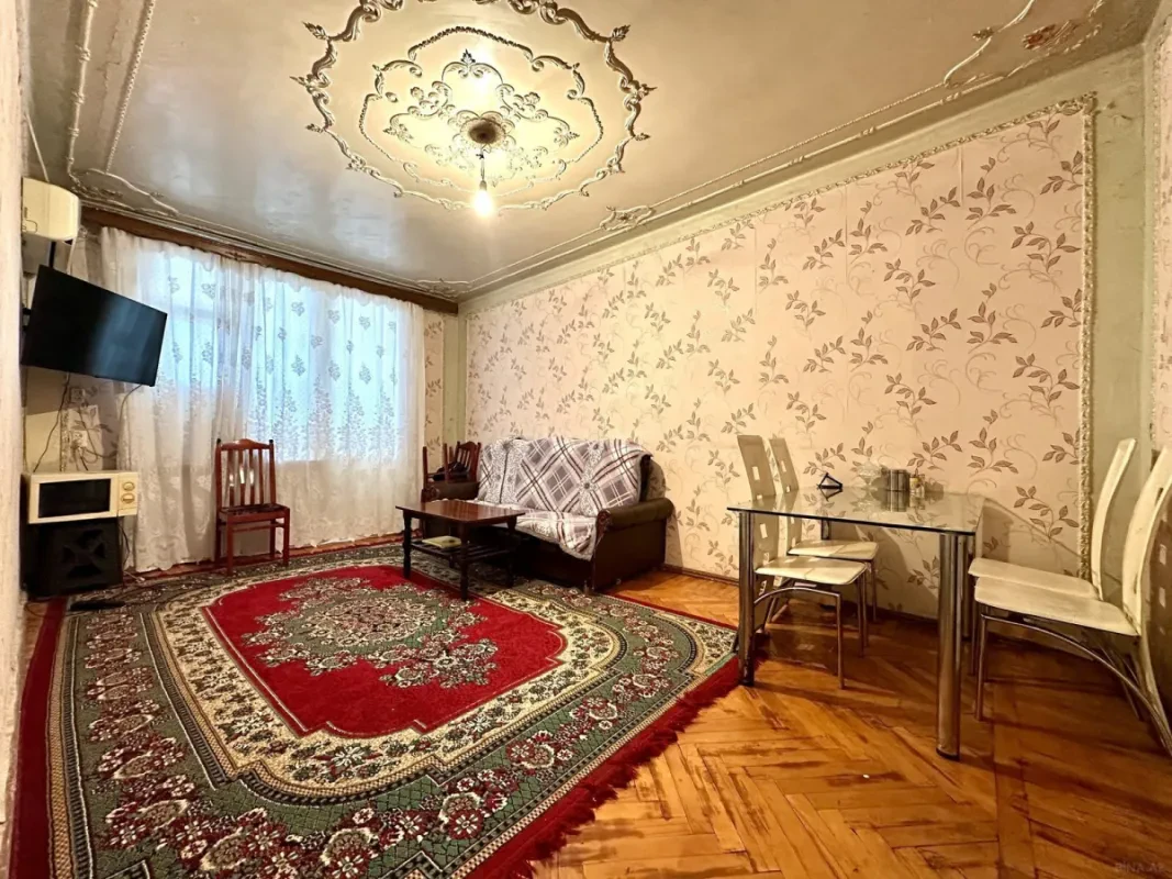 Satılır 3 otaqlı mənzil 70 m²