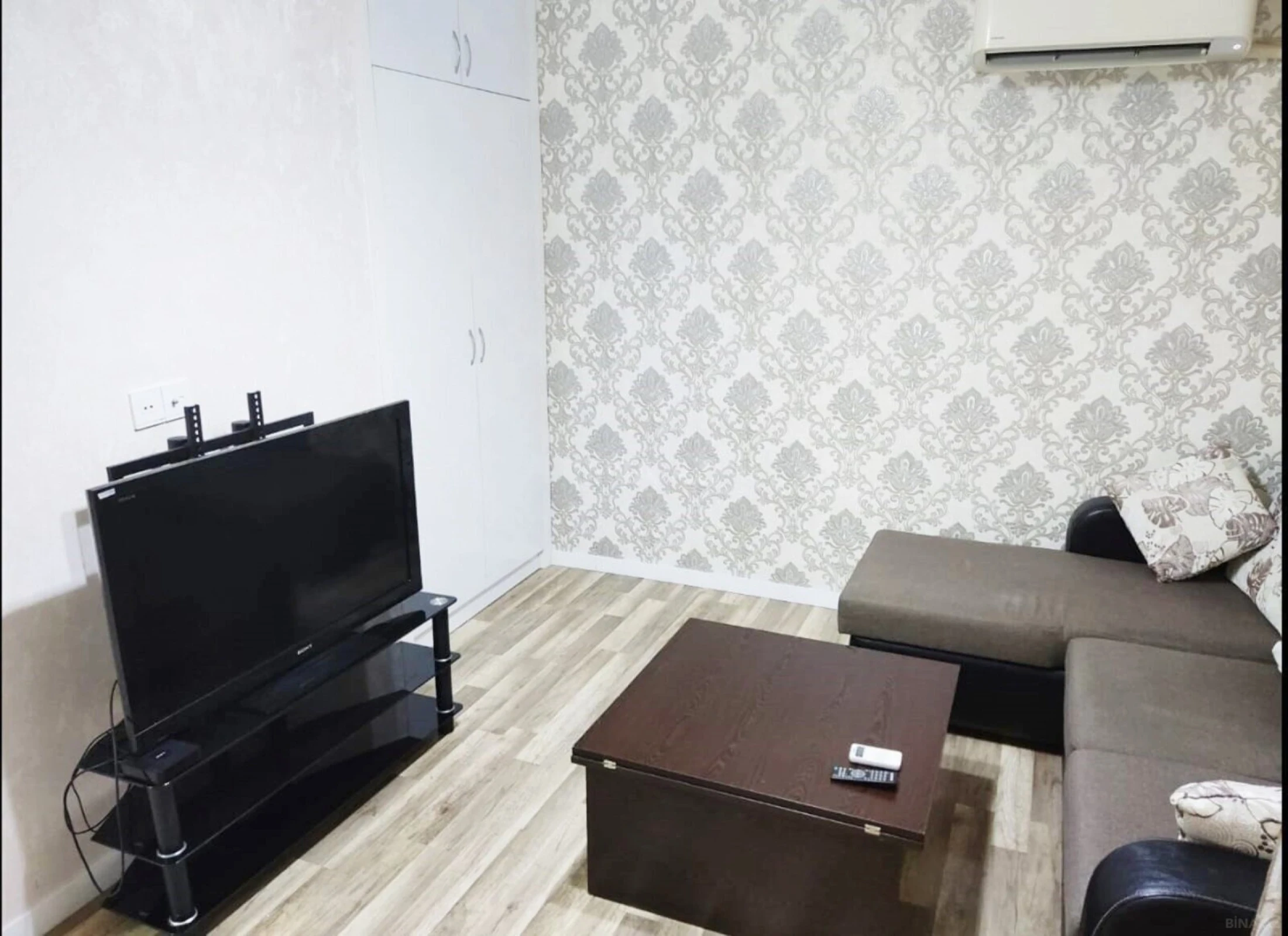 Satılır 2 otaqlı mənzil 41 m²