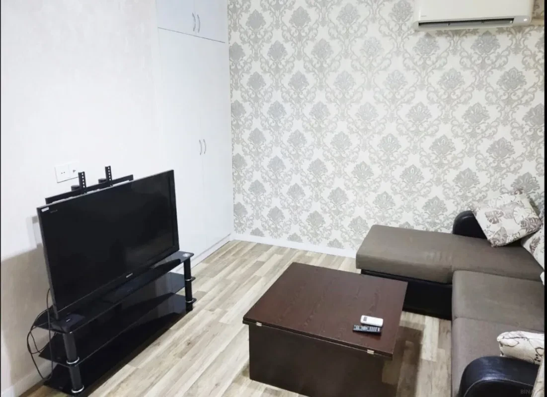 Satılır 2 otaqlı mənzil 41 m²