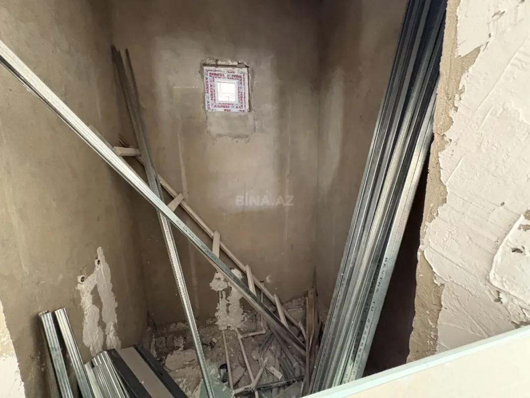 Satılır 4 otaqlı həyət evi 135 m²