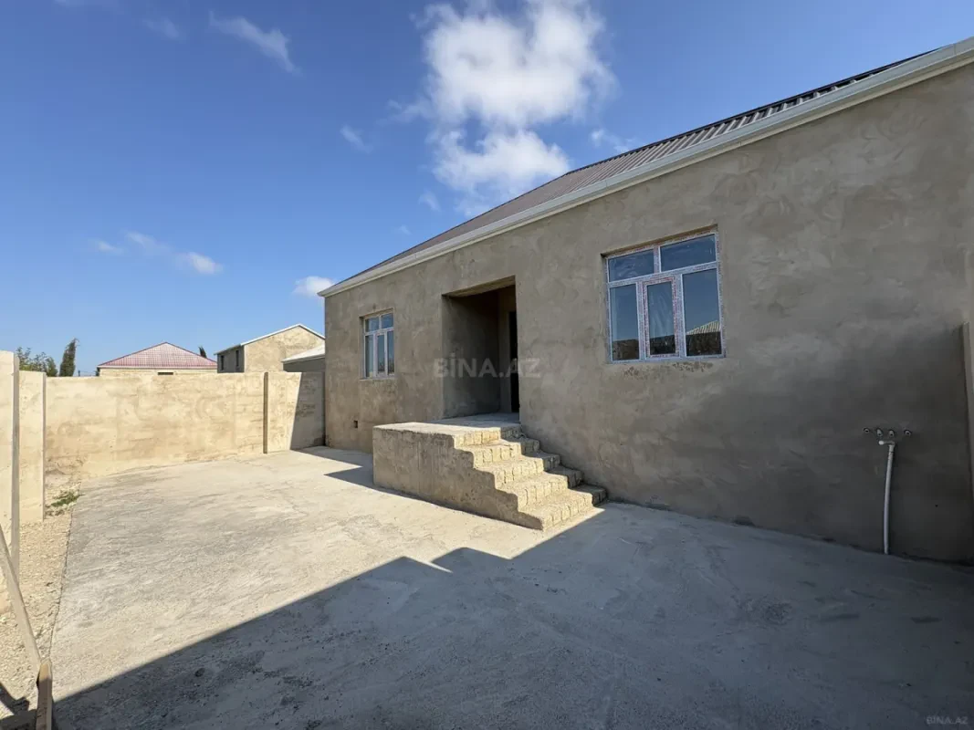 Satılır 4 otaqlı həyət evi 135 m²