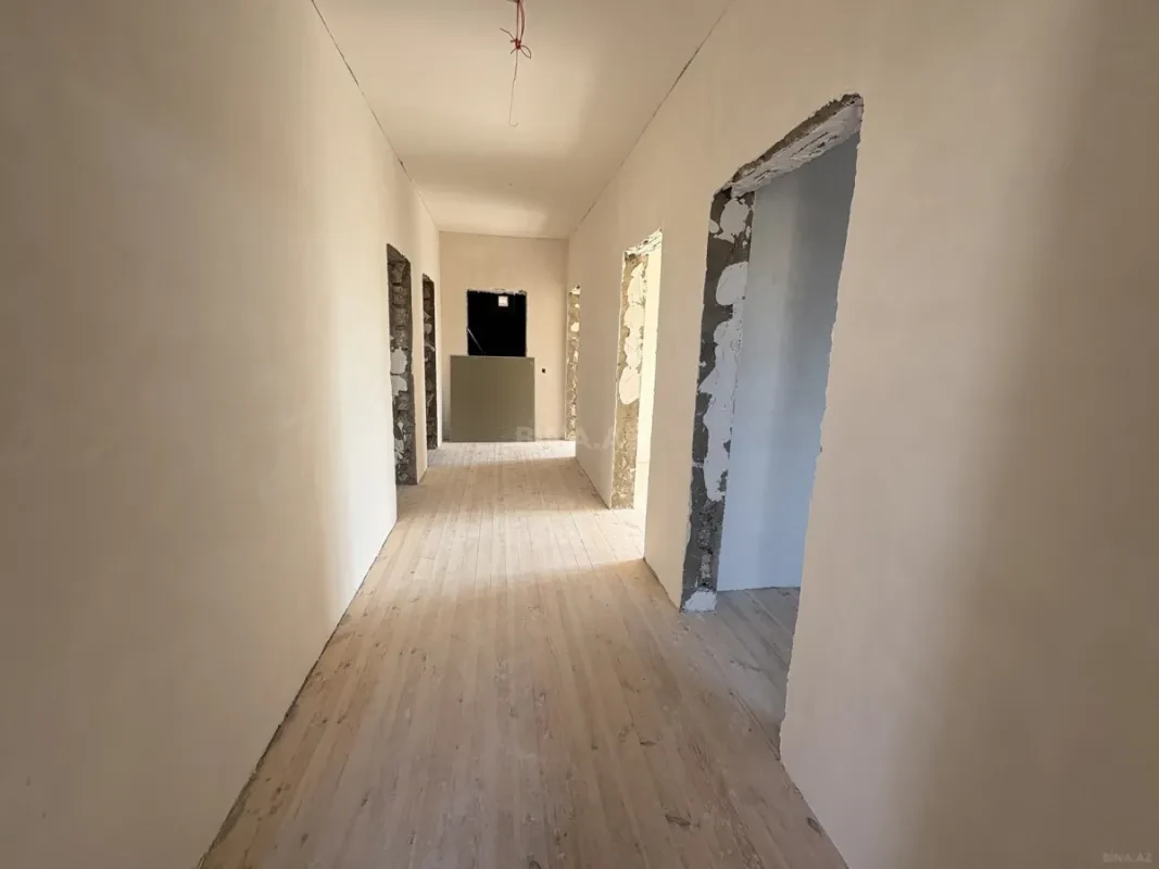 Satılır 4 otaqlı həyət evi 135 m²