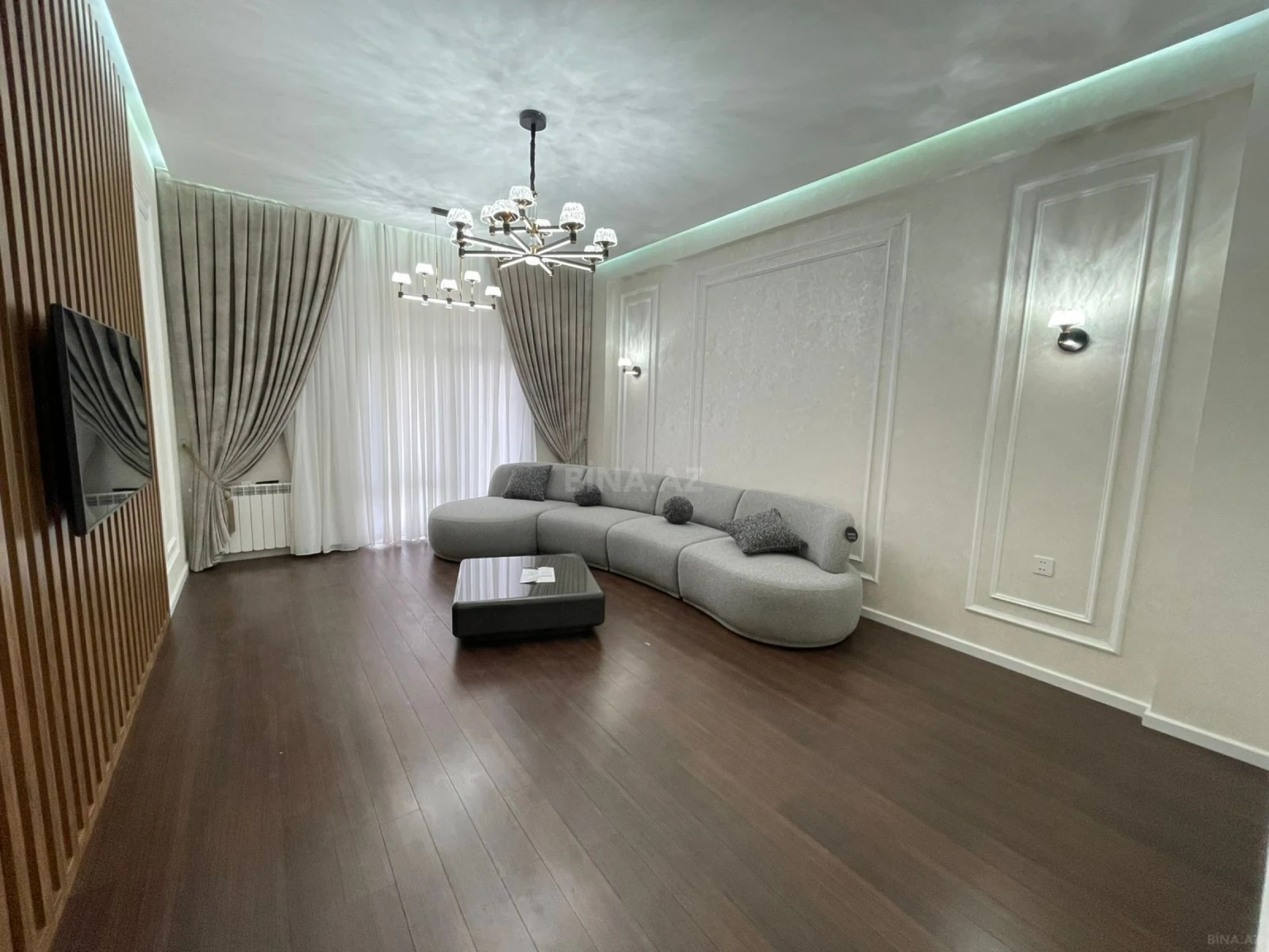 Kirayə verilir 2 otaqlı mənzil 90 m²