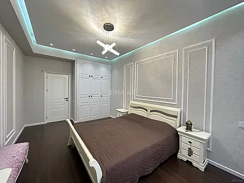 Kirayə verilir 2 otaqlı mənzil 90 m²