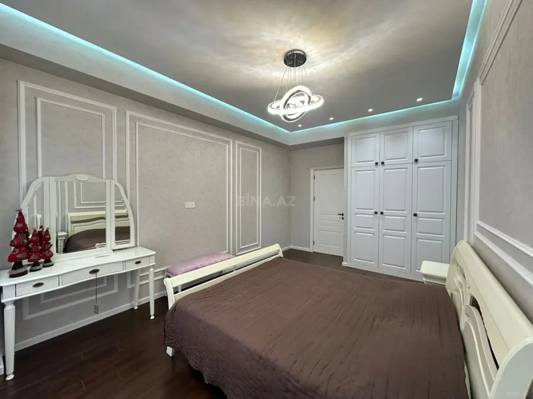 Kirayə verilir 2 otaqlı mənzil 90 m²