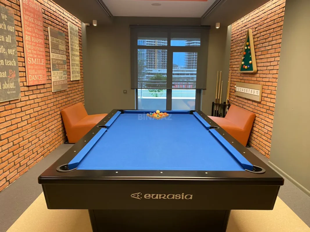 Kirayə verilir 2 otaqlı mənzil 90 m²